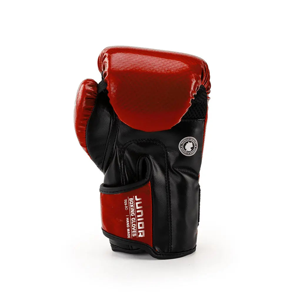 Junior boxing gloves red and black – stacked view showing padding and curved end